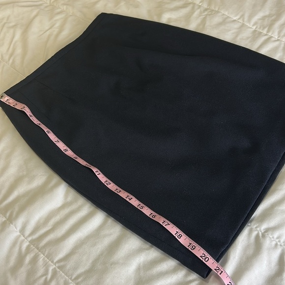 Harve Benard Wool Skirt - Picture 4 of 6